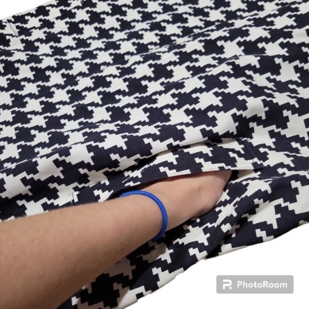 Diane's Essentials Houndstooth Button Front Trenc… - image 6